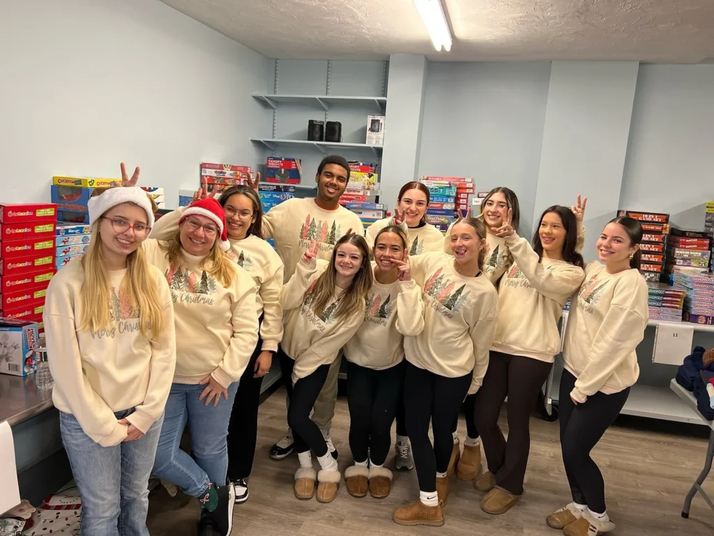 Family Planning Peer Leaders OPXMAS the teen pregnancy prevention peer leaders volunteering at a operation christmas event